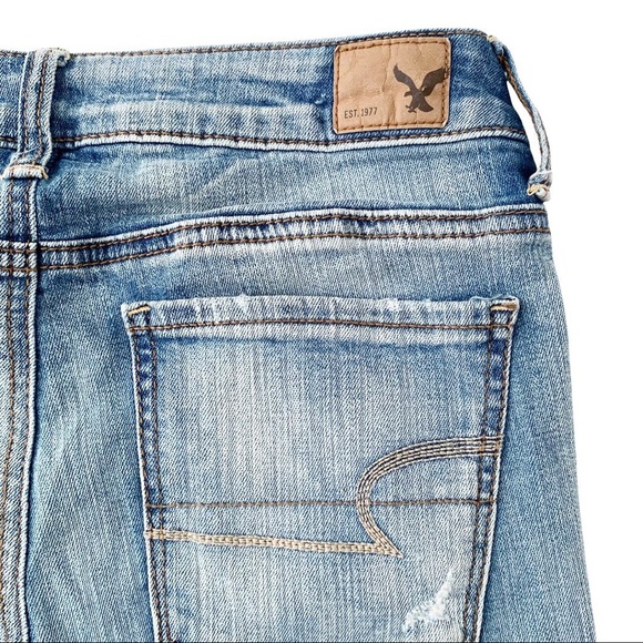 AE Hi-Rise Destroyed Patch Crop Jegging Light Wash - Picture 9 of 13